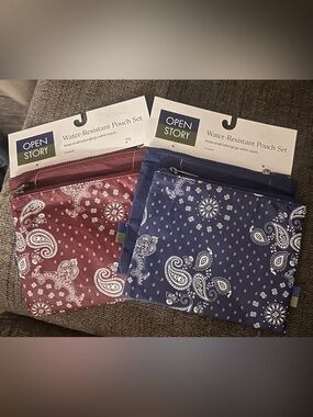 Open Story Water-Resistant Pouch Set of 4. Handkerchief pattern  and solid.